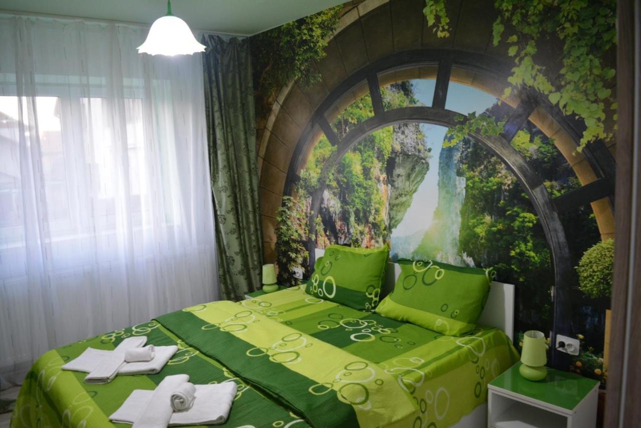 Green Rooms Hunedoara Eksteriør billede